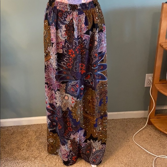 NWT Vanessa Virginia Petaled Paisley Skirt Medium - Picture 6 of 6